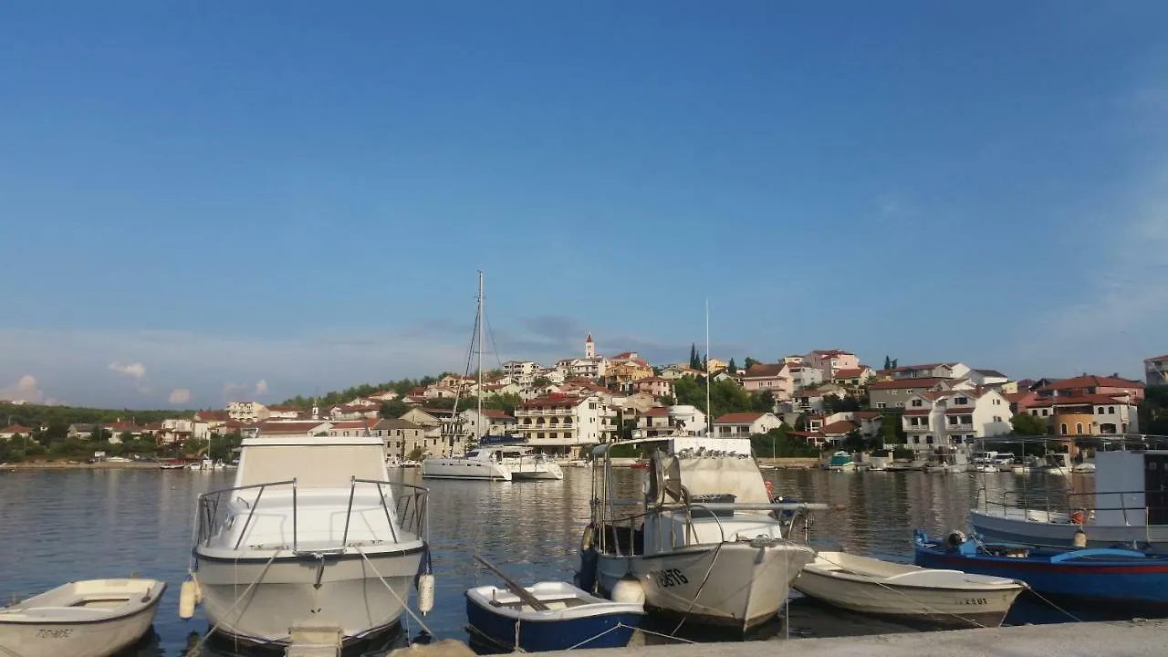 Viktorija Apartments Seget Vranjica 0*,