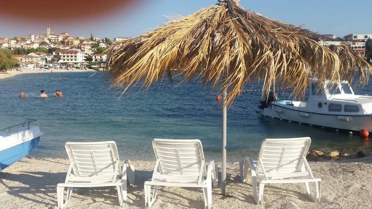 Viktorija Apartments Seget Vranjica