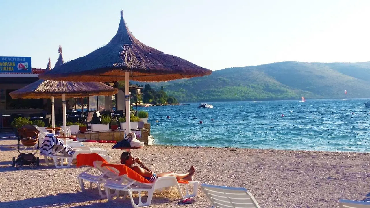 Viktorija Apartments Seget Vranjica